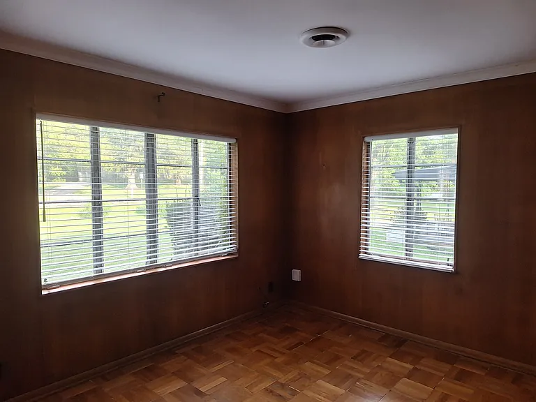 2631 N Dunn St — Photo 16