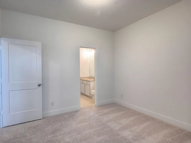 1535 Crystal Stream Dr — Photo 25
