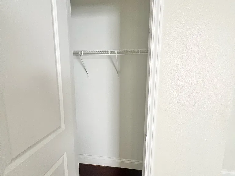 1612 Larue Ave — Photo 16
