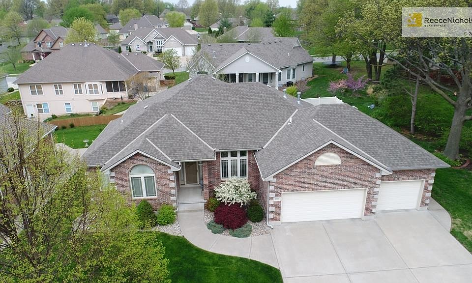 1st image of 3704 S Kendall Dr