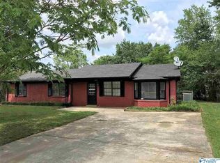 205 Oak St, New Market, AL 35761