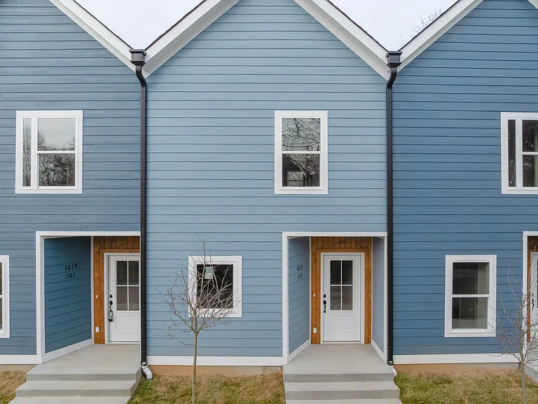 1617 S Highland Park Ave — Photo 3