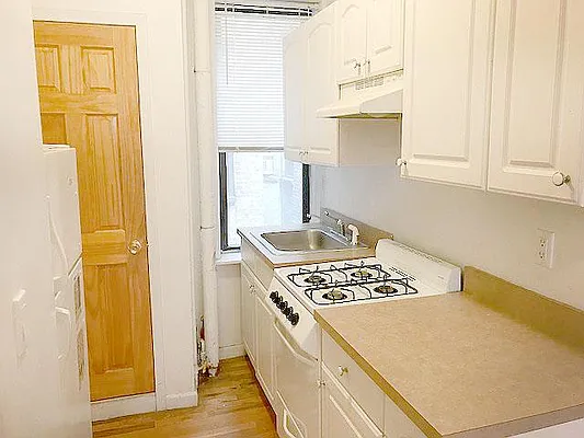 Rented by AJ Clarke | media 6