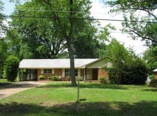 106 Rolling Oaks Dr, Somerville, TN 38068