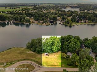 4316 Rainbow Lake Rd, Perrinton, MI 48871