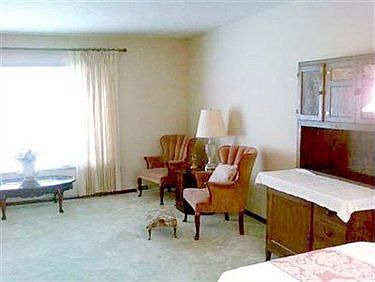 5th image of 4519 Carsten Ln