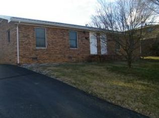 1337 Holyoke St, Kingsport, TN 37664