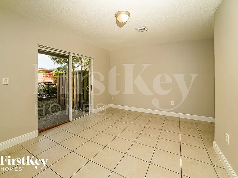 14054 SW 260th St #105 — Photo 4