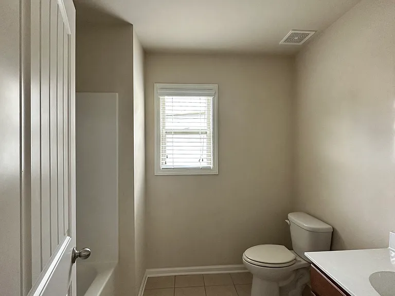 1610 Apple Blossom Dr — Photo 20