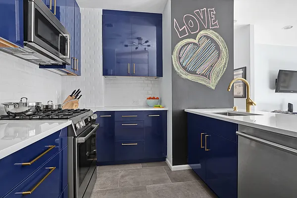 Sold by Compass | media 4