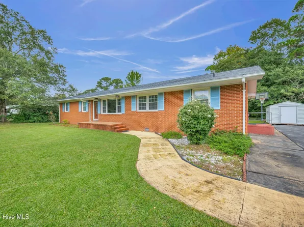 525 Bedford Forest Drive, Wilmington, NC 28412