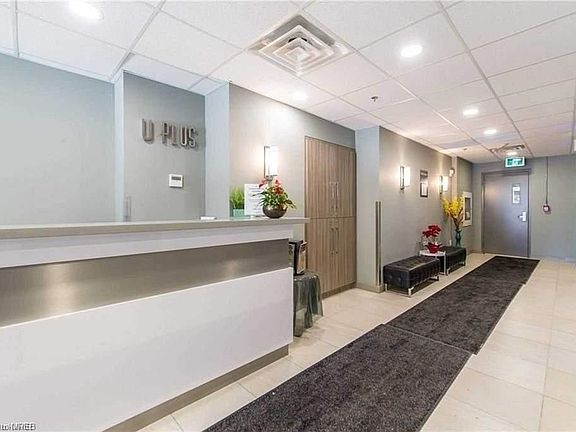 5th image of 321 Spruce St #102