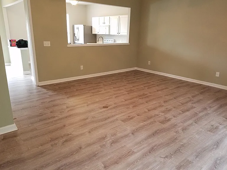 4246 Vienna Crest Dr — Photo 7