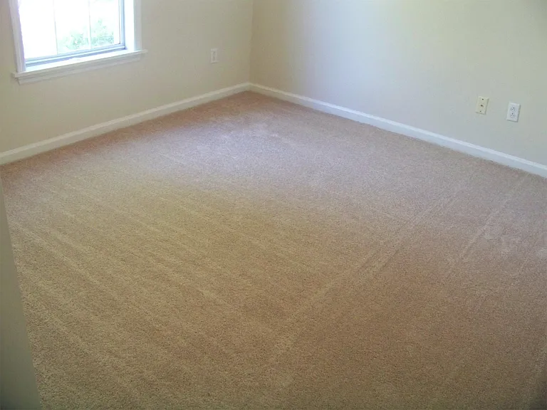 108 Christopher Ct — Photo 14