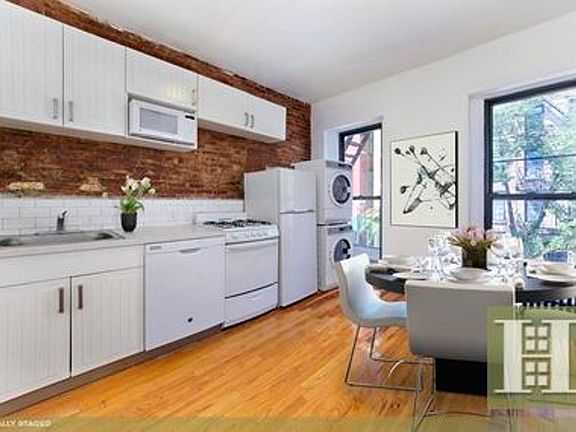 3rd image of 412 E 9th St APT 5