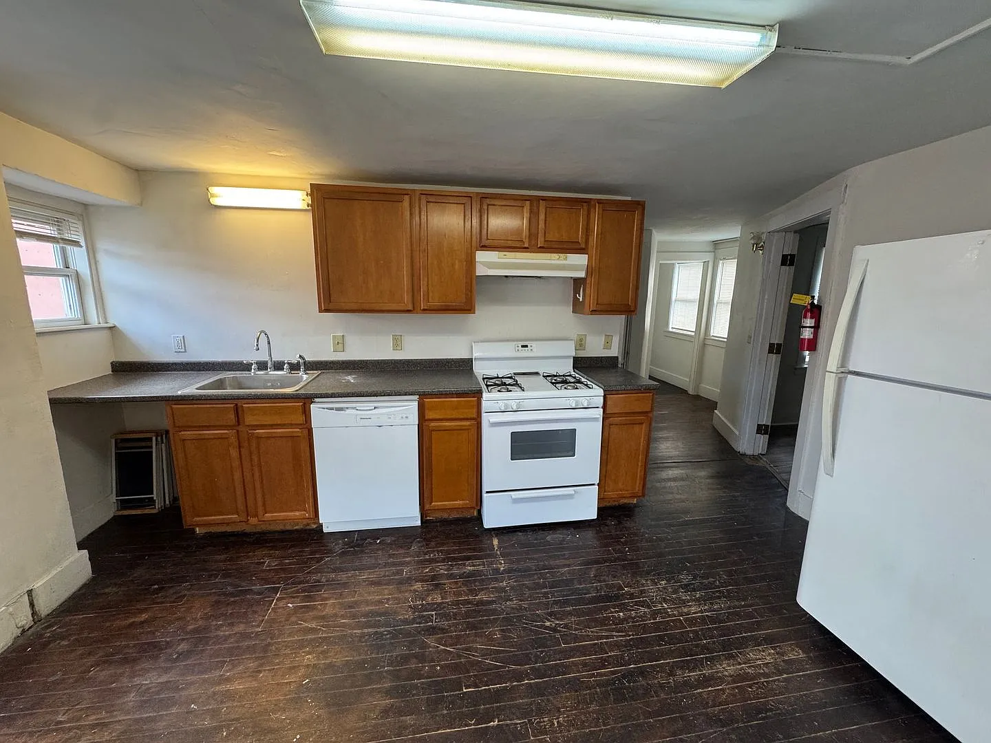 120 Main St. — Photo 1