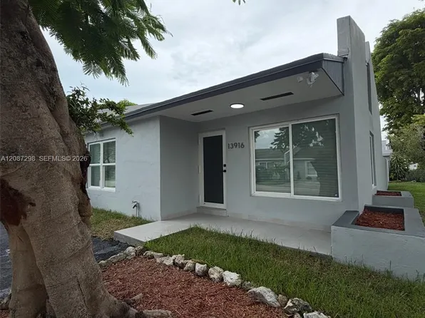 13916 SW 56th Ln, Miami, FL 33183