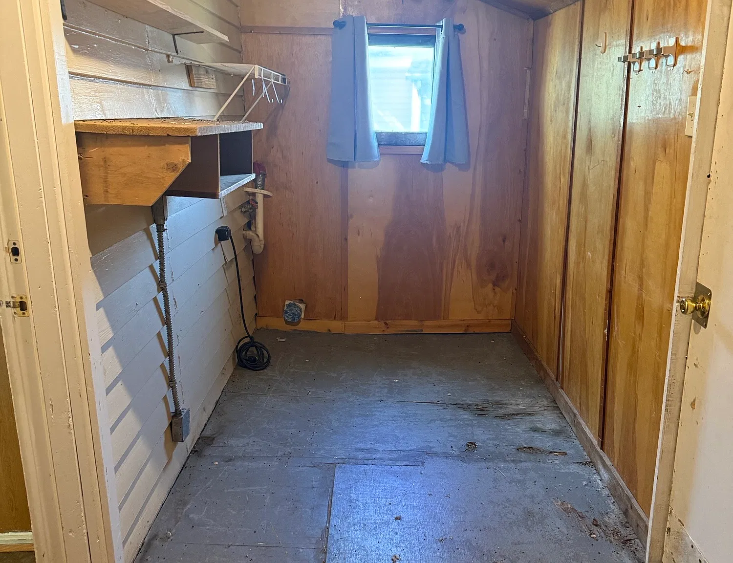 2 bed, 930 sqft, $1,050 — Photo 2