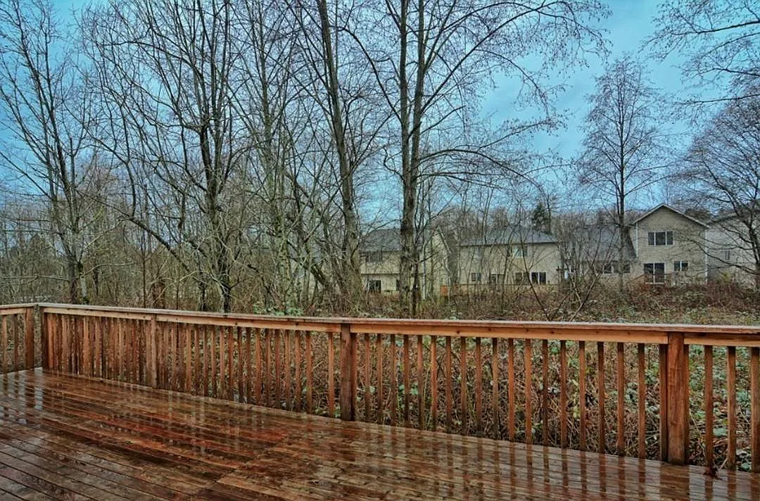 3 bed, 2.5 bath, 2179 sqft, $3,249 — Photo 4