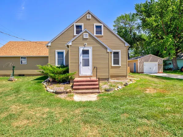 103 Von Holst St, Fairmont, MN 56031