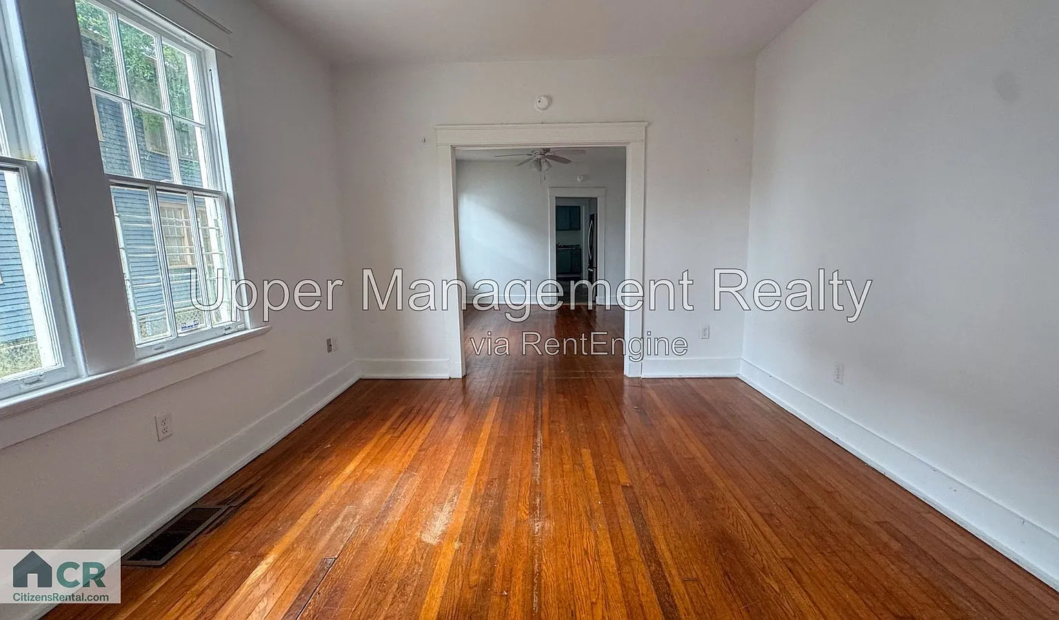 3 bed, 1.0 bath, $2,000 — Photo 4