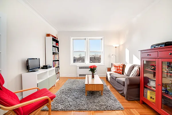 Sold by Compass | media 14