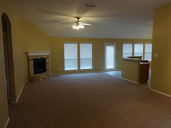 2nd image of 1648 Nashwood Dr