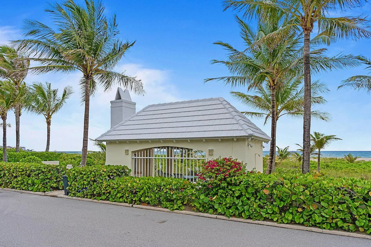 4 bed, 3.0 bath, 2388 sqft, $22,500 — Photo 3