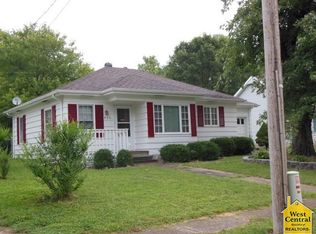 405 E Jefferson St, Clinton, MO 64735