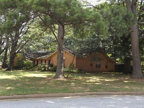 2nd image of 5865 Pebble Beach Ave