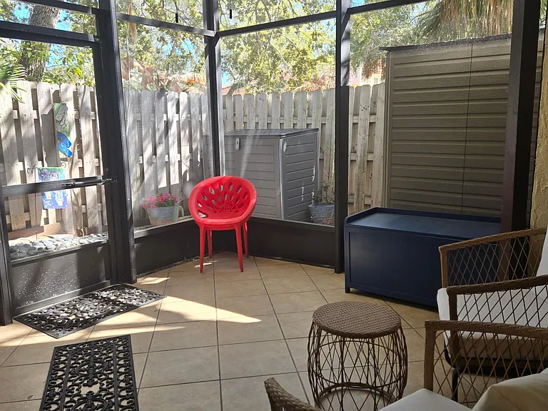 8751 Live Oak Ct — Photo 24