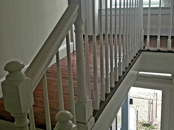 4th image of 2227 Venable St