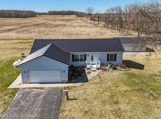 10459 Fowlerville Rd, Fowlerville, MI 48836