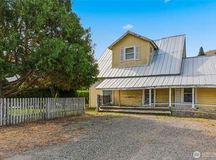 5601 Airport Road, Cashmere, WA 98815