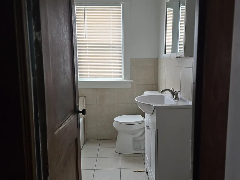 17 Gerald Ave #2 — Photo 5