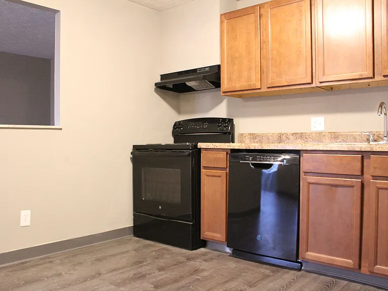 Quail Meadow Apartments — Photo 14