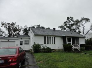 51 Alan St, Tiverton, RI 02878
