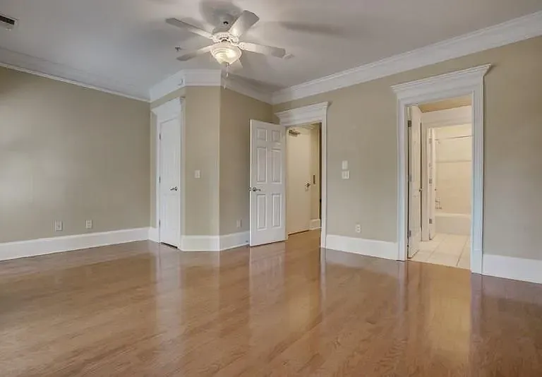 806 Clifton Heights Ln — Photo 17