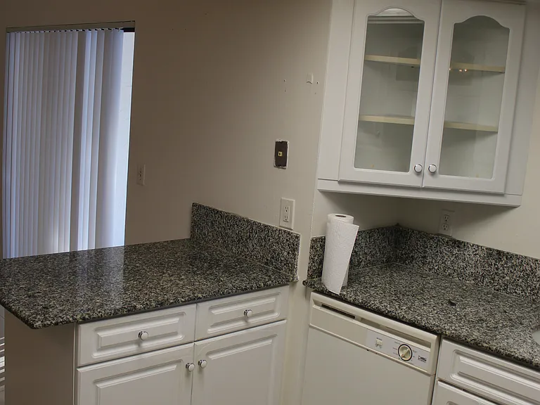 5556 Pentail Cir — Photo 4