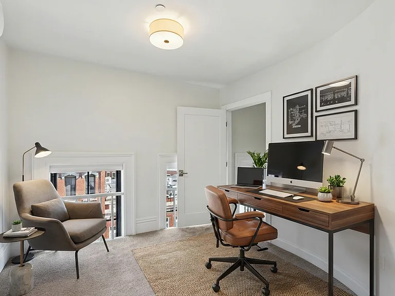 129 Main St #302 — Photo 30