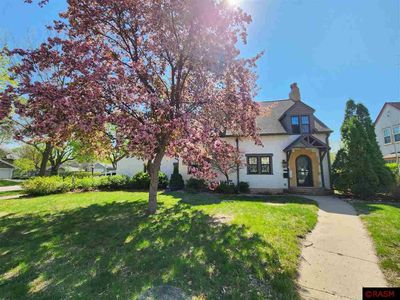 425 N 3rd St, Saint Peter, MN, 56082
