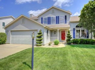 404 E Tomaras Ave, Savoy, IL 61874