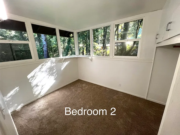 245 Clearview Pl #1/5 — Photo 7