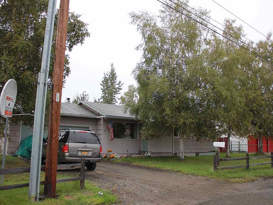 1st image of 1560 10th Ave
