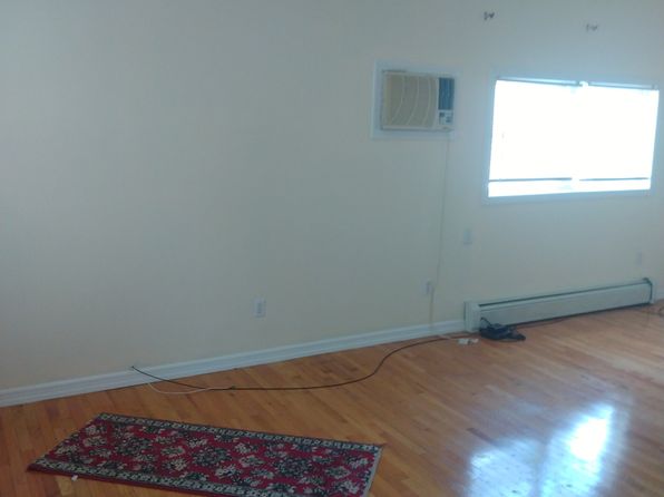 404 N Liberty Dr FLOOR 2