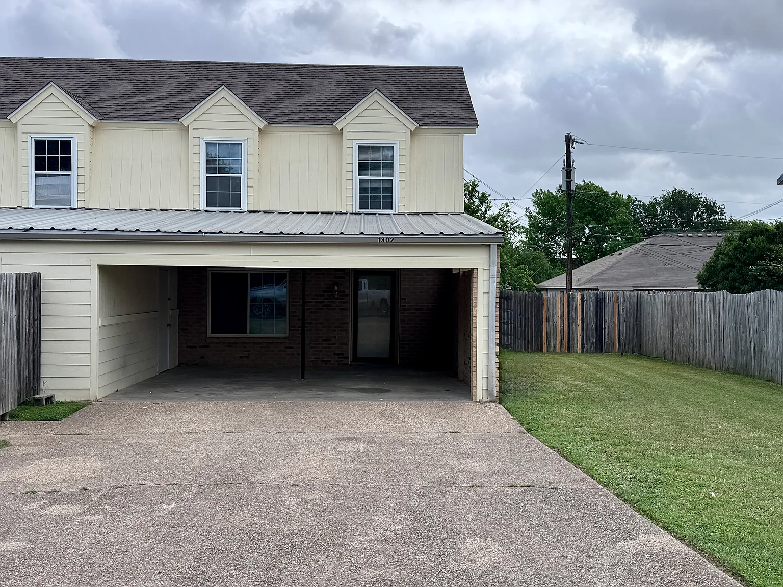 1300 Chapel Creek Rd — Photo 1