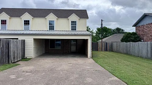 1302 Chapel Creek Rd Photo 1