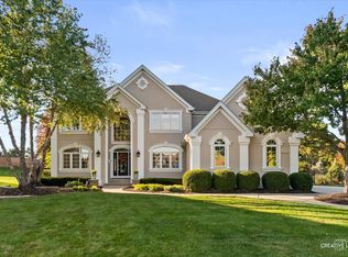 2723 Pennyroyal Cir, Naperville, IL 60564