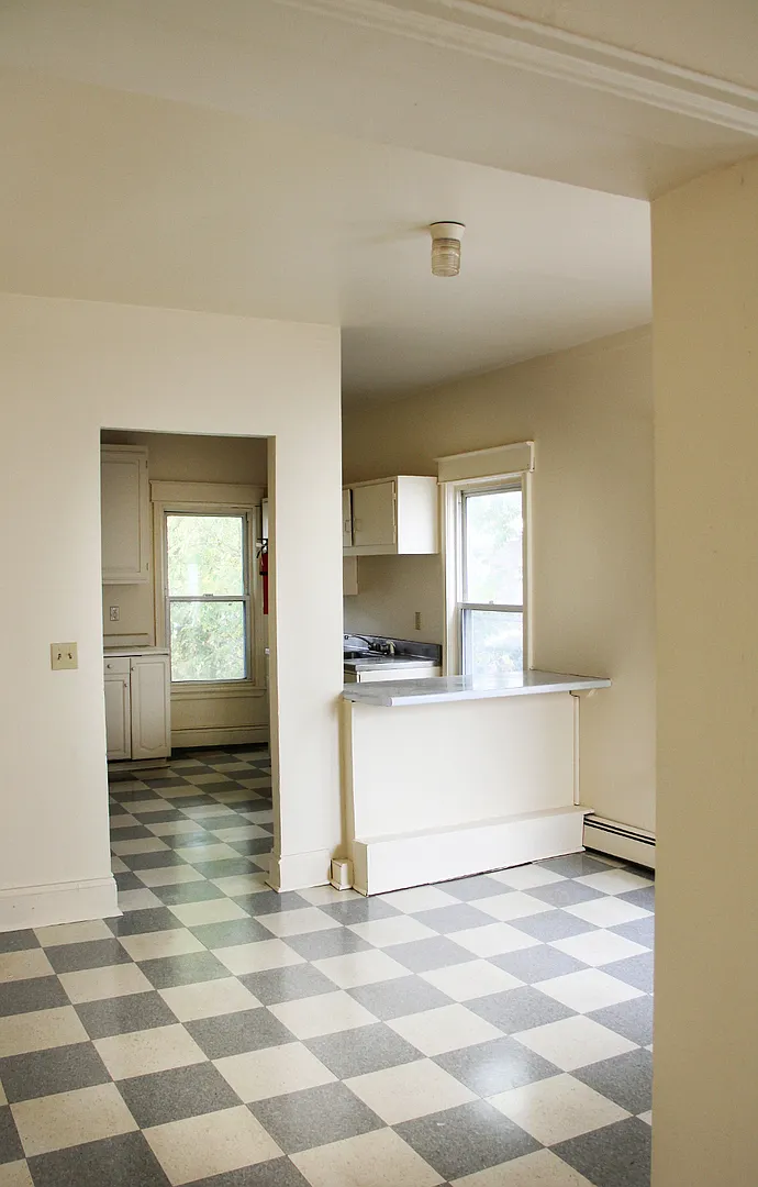 122 North St — Photo 2