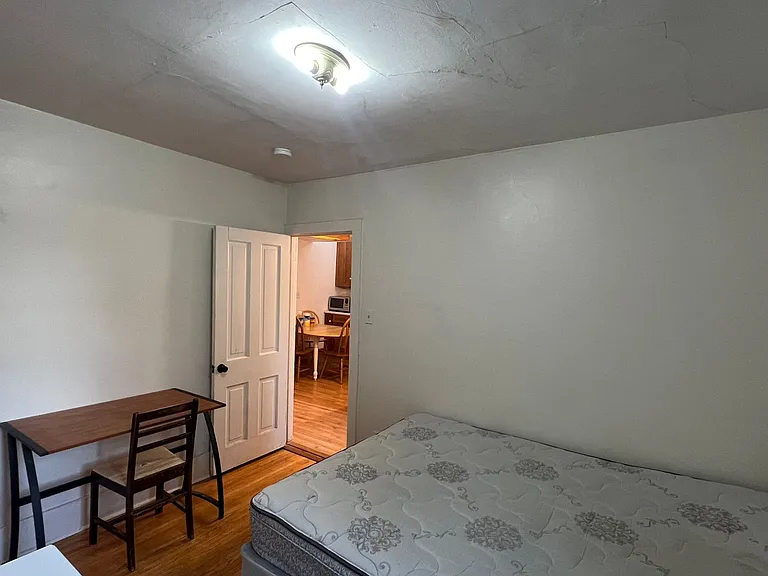 2900 S Walts Ave — Photo 7
